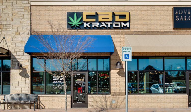 CBD Kratom 768x453