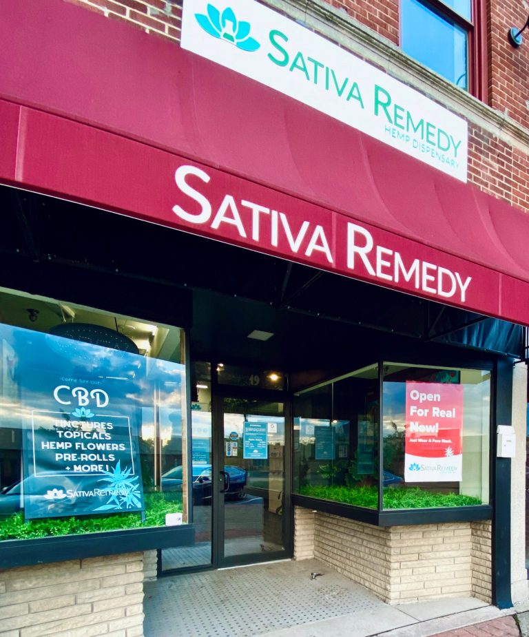 IMG 8835 1701x2048 1 768x925