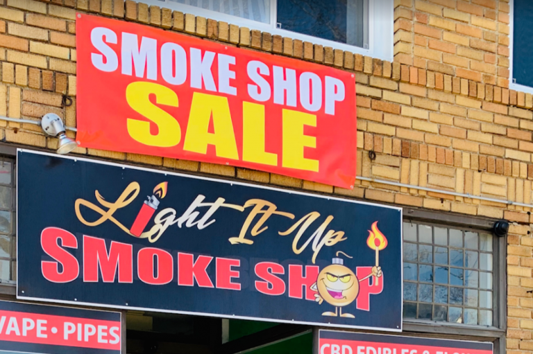 Light it up Smoke Shop · 541 Thurston Rd Rochester NY 14619 United States 768x511